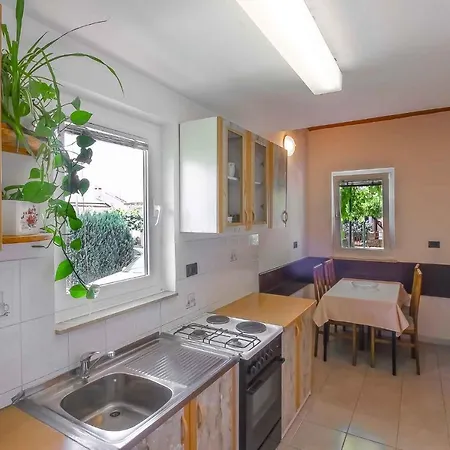 In 34730 Apartment Poreč